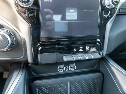 New 2026 RAM 1500 Big Horn AWD/4WD image 24