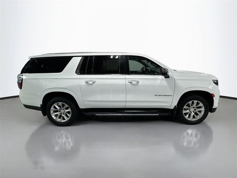 Used 2021 Chevrolet Suburban Premier image 5