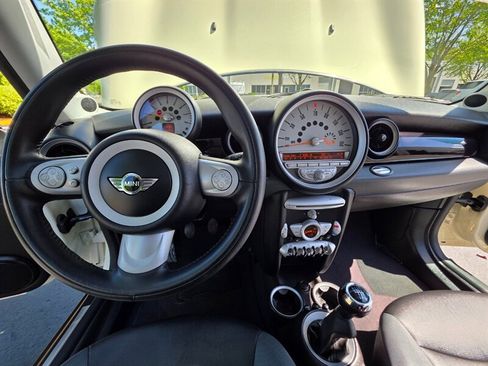 Used 2008 MINI Cooper Hardtop w/ Premium Pkg FWD image 18