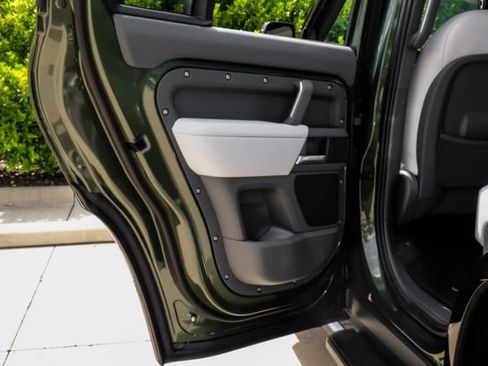 New 2026 Land Rover Defender 130 X-Dynamic SE AWD/4WD image 55