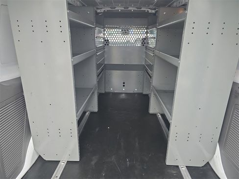 Used 2020 Ford Transit Connect XL image 27