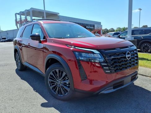 New 2026 Nissan Pathfinder SL AWD/4WD image 1