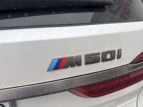 Used 2021 BMW X7 M50i image 7