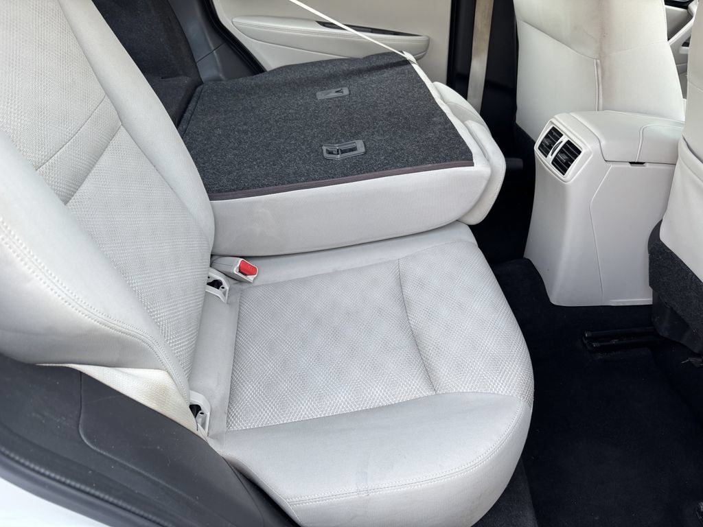 Used 2019 Nissan Rogue Sport SV AWD/4WD image 27