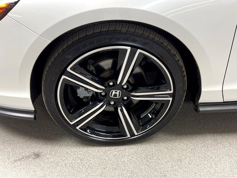 Used 2024 Honda Accord Sport image 37