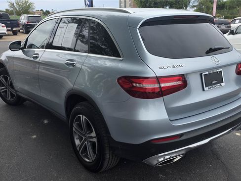 Used 2018 Mercedes-Benz GLC 300 4MATIC image 6