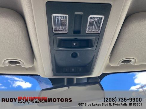 Used 2015 RAM 1500 Laramie w/ Convenience Group image 25