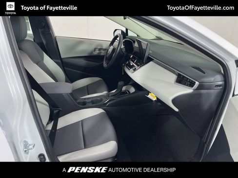 Used 2026 Toyota Corolla LE image 6