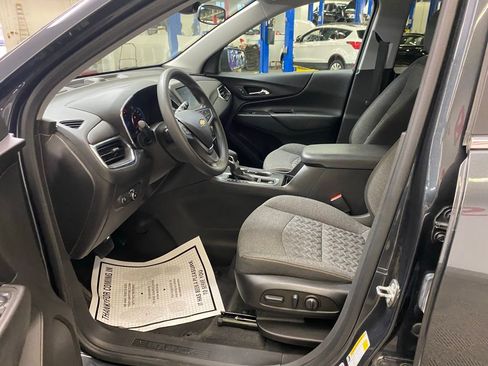 Used 2023 Chevrolet Equinox LT image 28