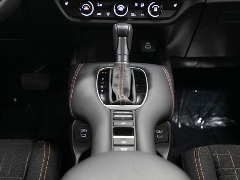 Used 2024 Honda HR-V Sport image 18