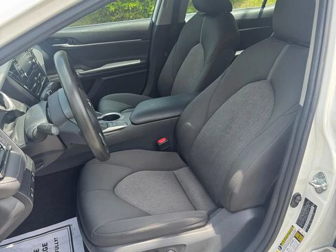 Used 2023 Toyota Camry LE FWD image 14