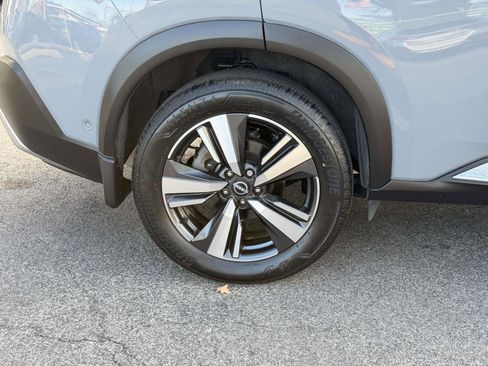 Used 2022 Nissan Rogue Platinum w/ Head-Up Display Package image 9