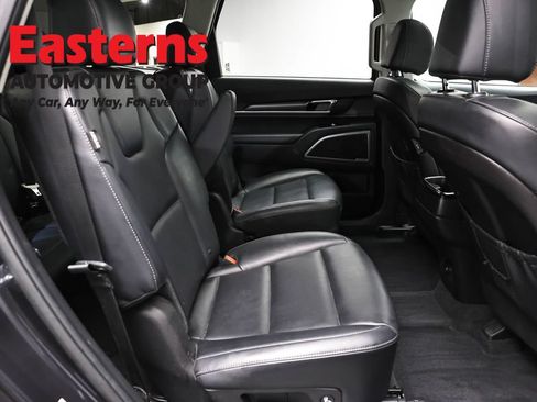 Used 2025 Kia Telluride S AWD/4WD image 22