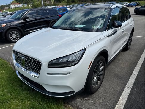 Used 2022 Lincoln Corsair AWD w/ Premium Package image 1