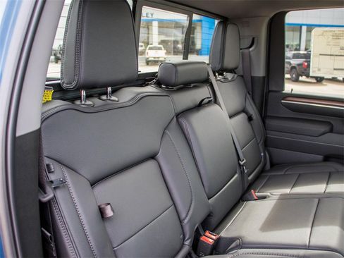 New 2025 GMC Sierra 3500 Denali w/ Technology Package image 28