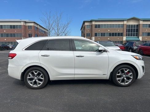 Used 2018 Kia Sorento SX image 8