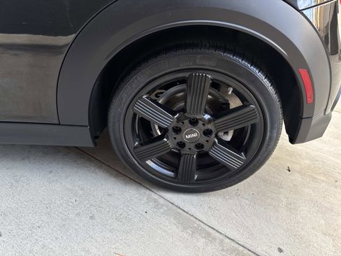 Certified 2023 MINI Cooper S w/ Signature Upholstery Package FWD image 6