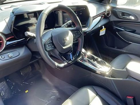 New 2026 Chevrolet Trax RS w/ Sunroof Package image 10