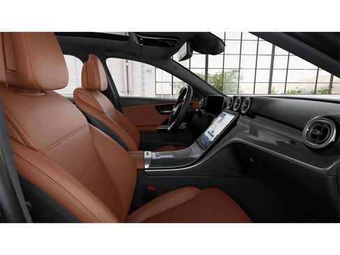 Certified 2022 Mercedes-Benz C 300 4MATIC Sedan image 4