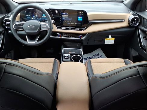 New 2026 Chevrolet Equinox ACTIV image 12