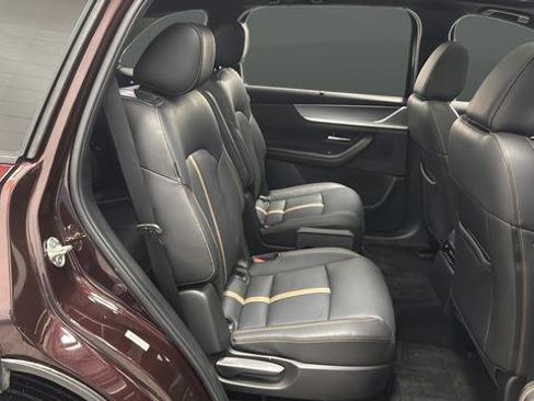 Used 2024 MAZDA CX-90 Plug-In Hybrid w/ Premium Plus image 11