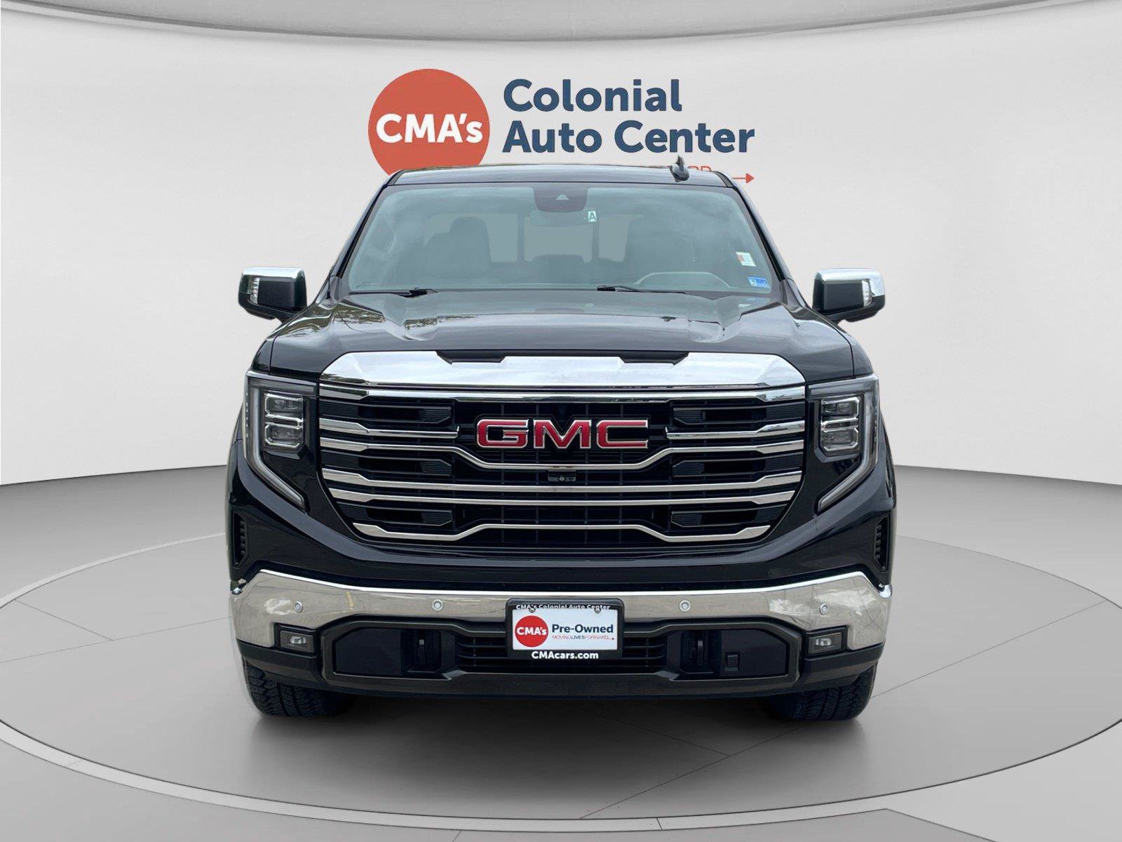 Used 2023 GMC Sierra 1500 SLT w/ SLT Premium Plus Package AWD/4WD image 8