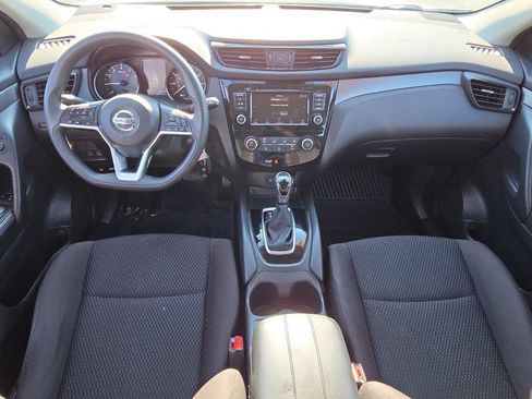 Used 2020 Nissan Rogue Sport S FWD image 13