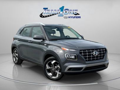 Used 2024 Hyundai Venue SEL
