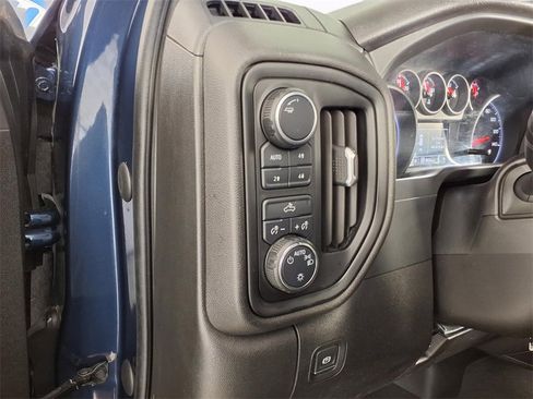 Used 2021 Chevrolet Silverado 1500 Custom Trail Boss image 24