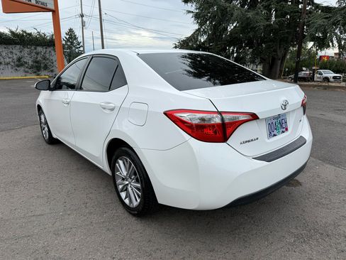 Used 2014 Toyota Corolla S Premium image 3