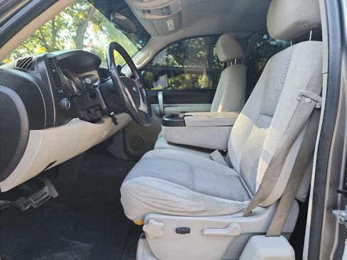 Used 2009 Chevrolet Silverado 1500 LT w/ Texas Edition image 19