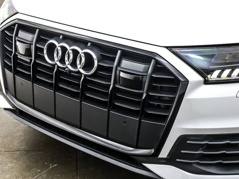 Used 2024 Audi Q7 3.0T Premium Plus image 14