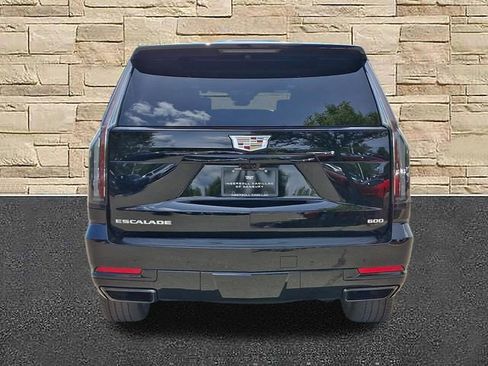 Used 2026 Cadillac Escalade Platinum Sport w/ LPO, Floor Liner Package AWD/4WD image 3