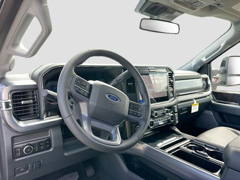 New 2026 Ford F250 4x4 Crew Cab Super Duty image 6