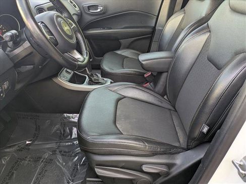 Used 2020 Jeep Compass Latitude image 14