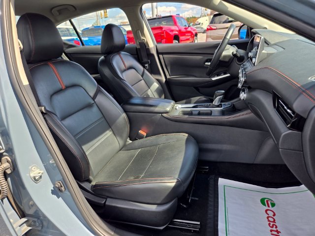 Used 2025 Nissan Sentra SR w/ SR Premium Package FWD image 22