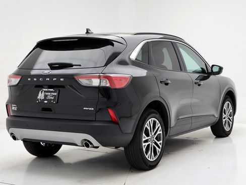 Used 2022 Ford Escape SEL image 9