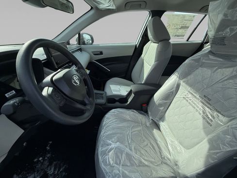 New 2026 Toyota Corolla Cross L image 9
