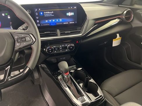 New 2026 Chevrolet Trax RS w/ Driver Confidence Package FWD image 24