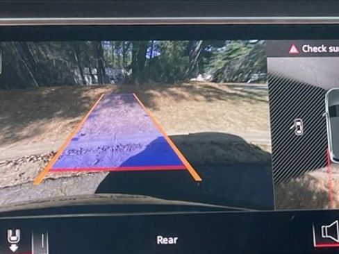 Used 2021 Audi Q7 2.0T Premium Plus w/ Executive Package image 25