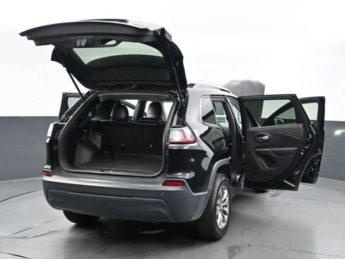 Used 2019 Jeep Cherokee Latitude Plus image 39