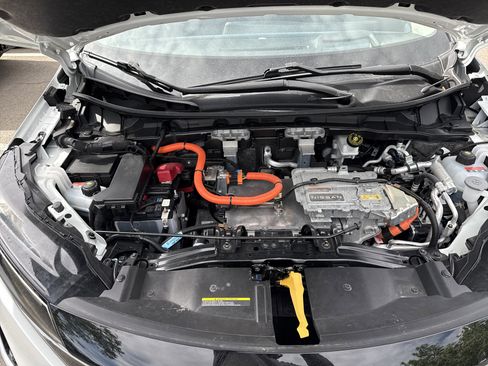 Certified 2024 Nissan Ariya AWD image 15