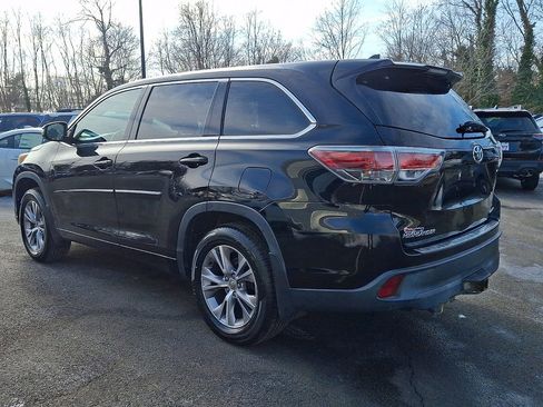 Used 2015 Toyota Highlander Plus image 4