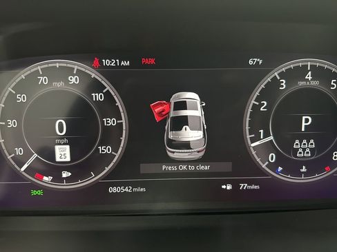 Used 2020 Land Rover Discovery HSE image 13