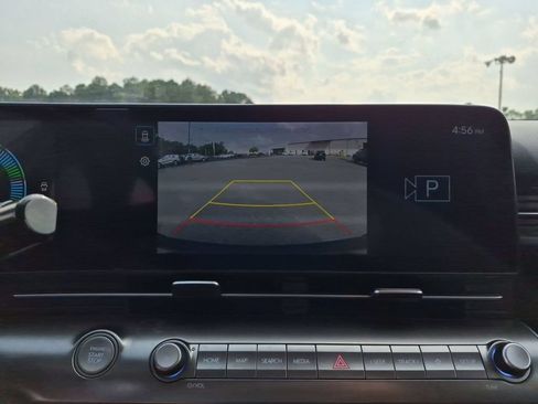 Used 2025 Hyundai Kona SEL FWD image 24