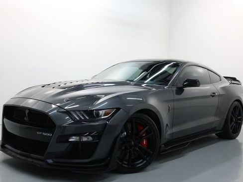 Used 2020 Ford Mustang Shelby GT500 w/ Technology Package RWD image 55