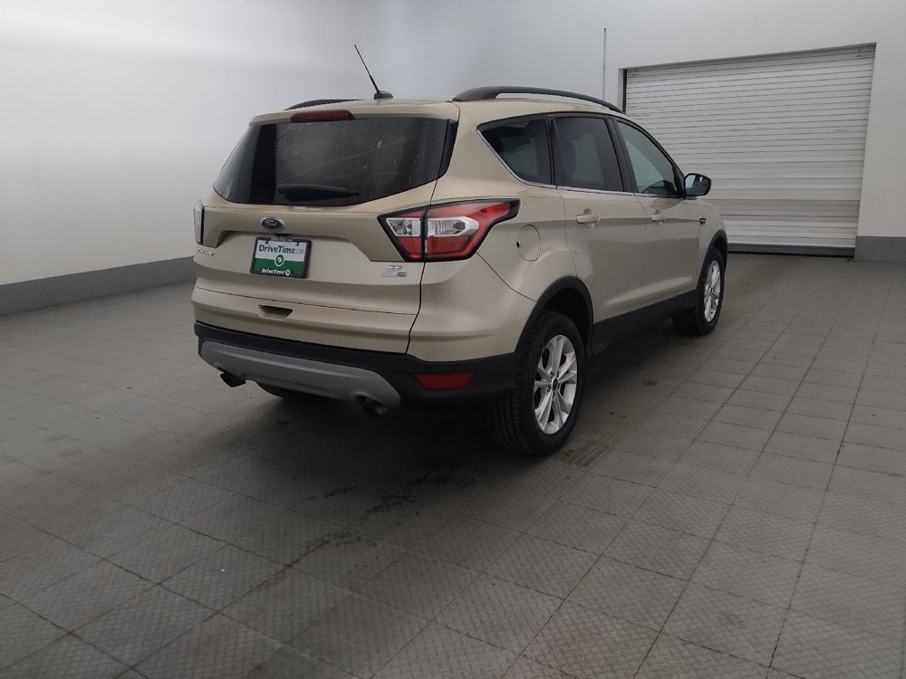 Used 2018 Ford Escape SE AWD/4WD image 9