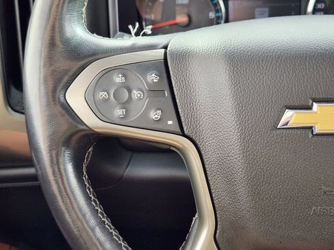 Used 2017 Chevrolet Silverado 1500 High Country AWD/4WD image 18