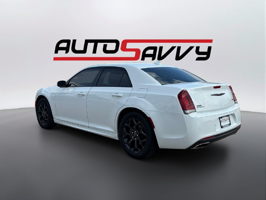 Used 2022 Chrysler 300 Touring L AWD/4WD image 7