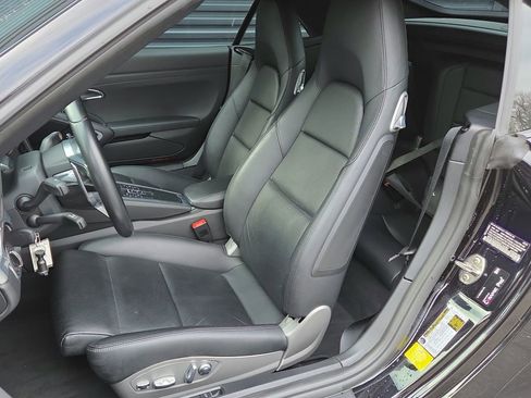 Certified 2017 Porsche 911 Carrera S image 5